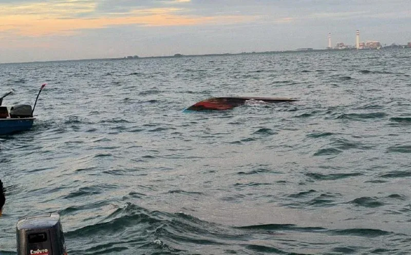 bot berlanggar di pengerang